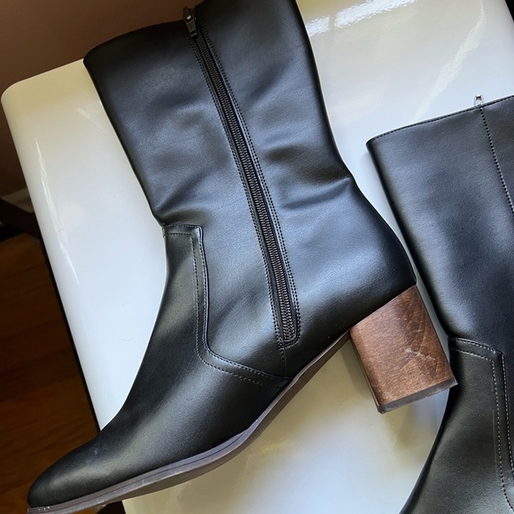 Bhava Lauren Wood Heel Boot Size 41 - Picture 4 of 10